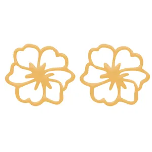 گوشواره طلا 18 عیار زنانه باراد زر مدل گل BZ09