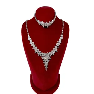 نیم ست نقره زنانه مدل 0012