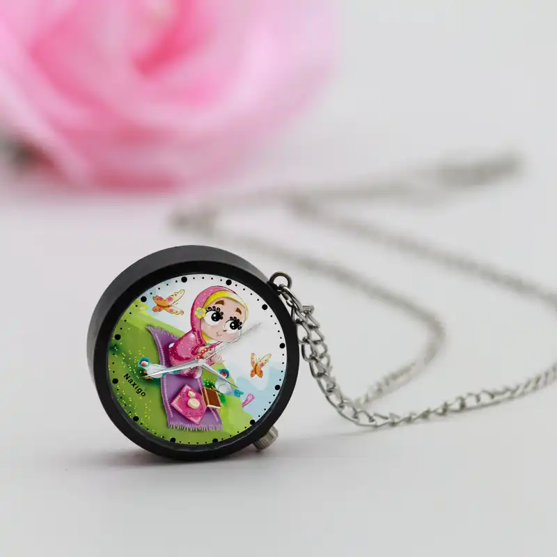 ساعت گردنبندی عقربه ای ناکسیگو مدل جشن تکلیف کد NF12639