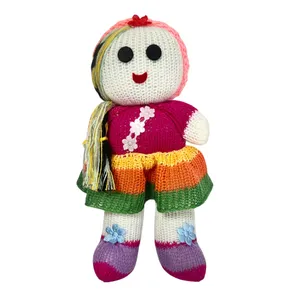 عروسک بافتنی مدل دختر خندان