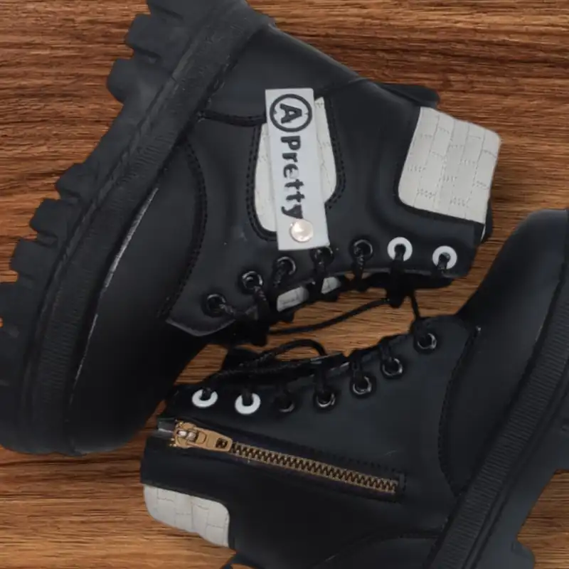 نیم بوت پسرانه مدل pretty