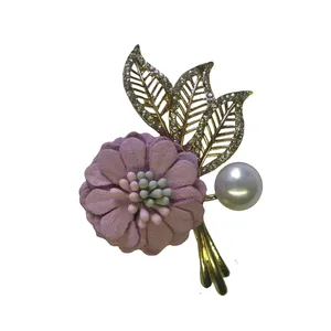 گل سینه زنانه مدل FCH11