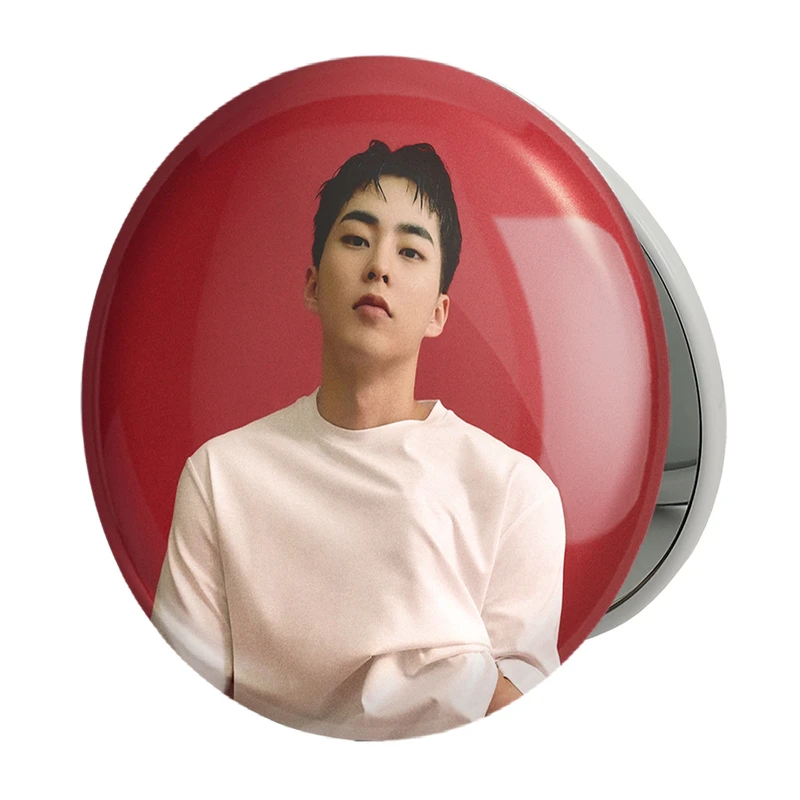 آینه جیبی خندالو طرح شیومین گروه اکسو EXO مدل تاشو کد 16771 