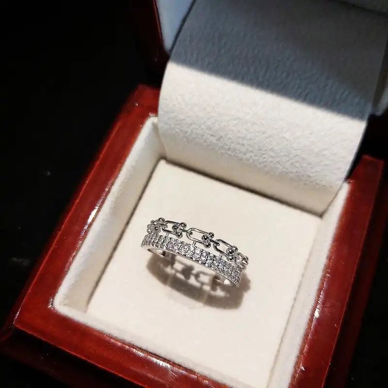 انگشتر نقره زنانه جی تی ای مدل جی نایس