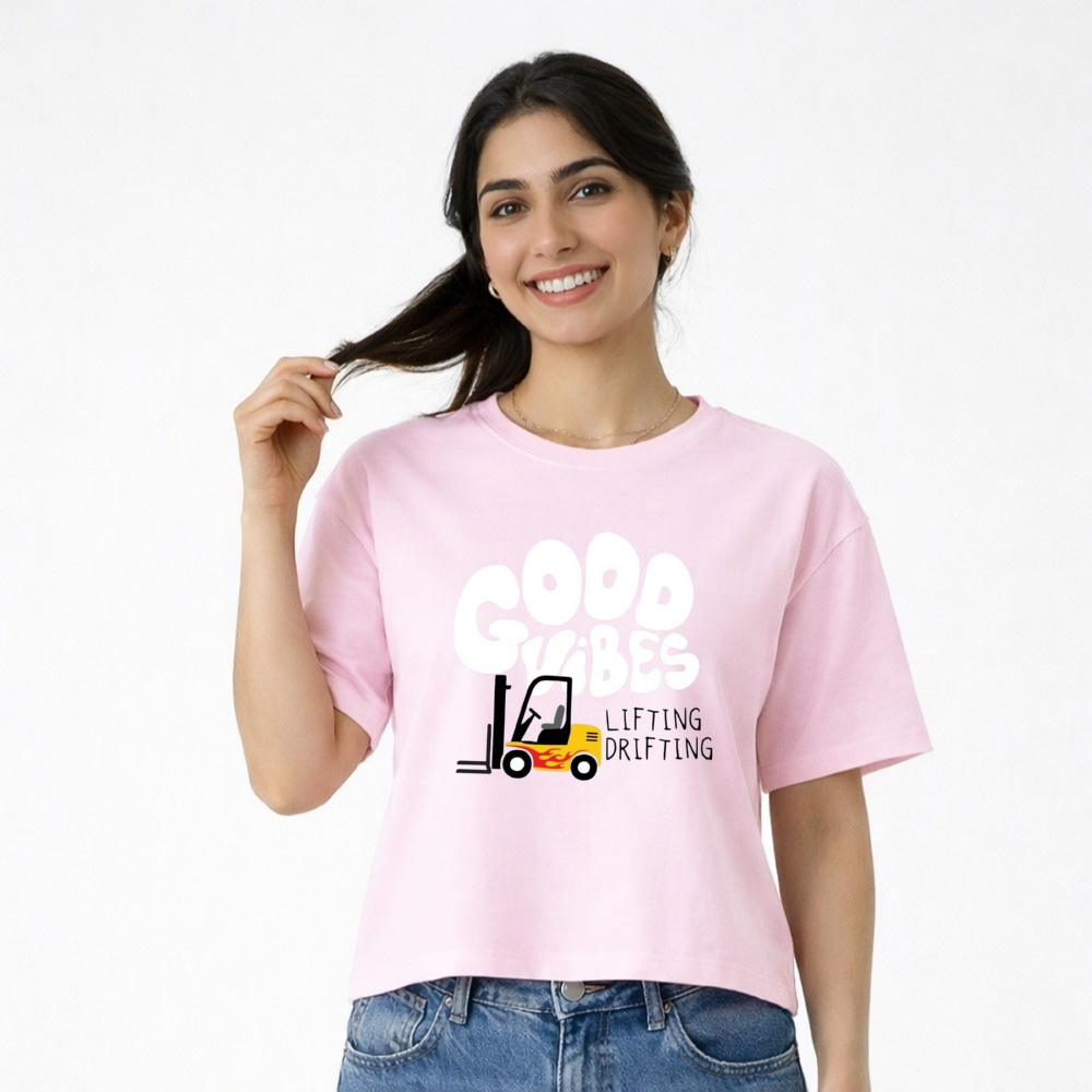 کراپ تی شرت آستین کوتاه زنانه طرح دریفت کردن کراپ تی شرت آستین کوتاه زنانه طرح دریفت کردن