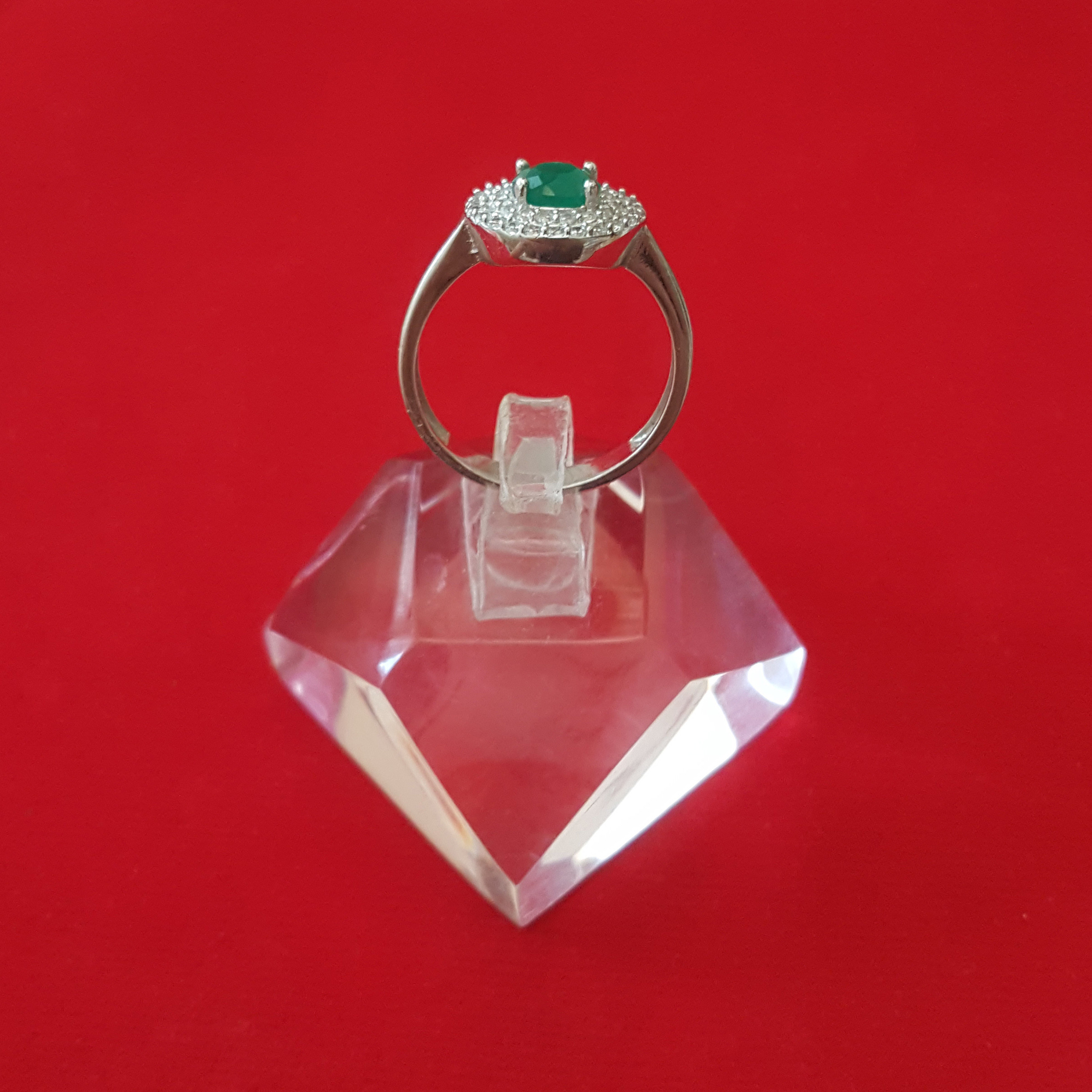 انگشتر نقره زنانه مدل AMT_R078 انگشتر نقره زنانه مدل AMT_R078