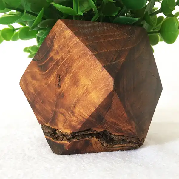 گلدان به همراه گل مصنوعی مدل هشت ضلعی کد 529