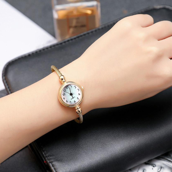 ساعت مچی عقربه ای زنانه مدل ظریف کد roz-add1