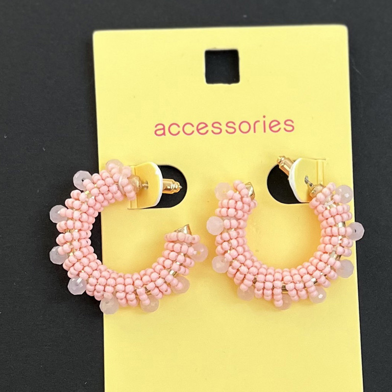 گوشواره زنانه اکسسورایز مدل فانتزی منجوقی گوشواره زنانه اکسسورایز مدل فانتزی منجوقی