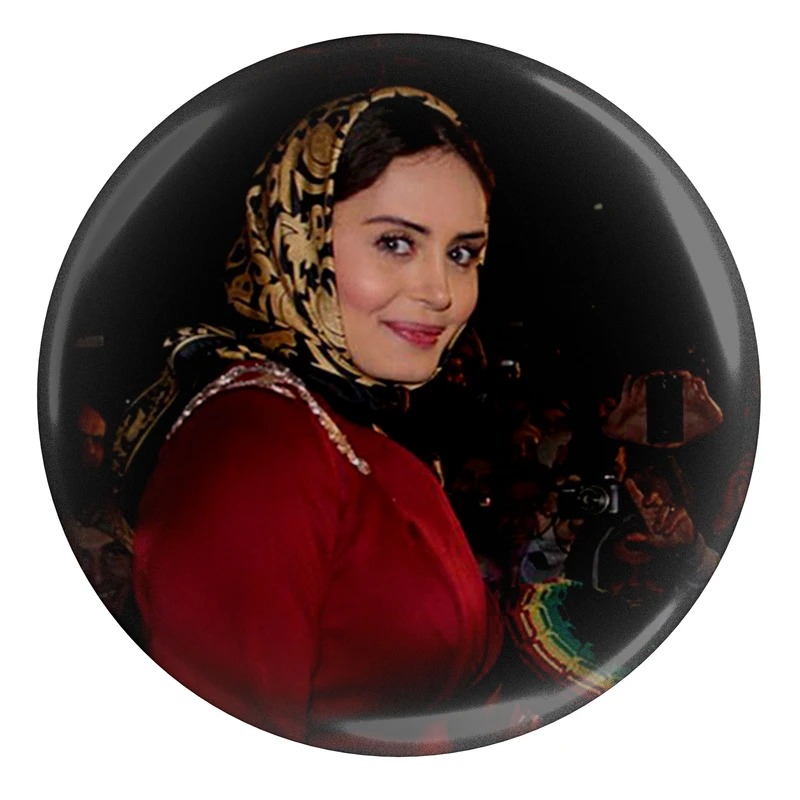 مگنت مدل بازیگر الناز شاکردوست S8100