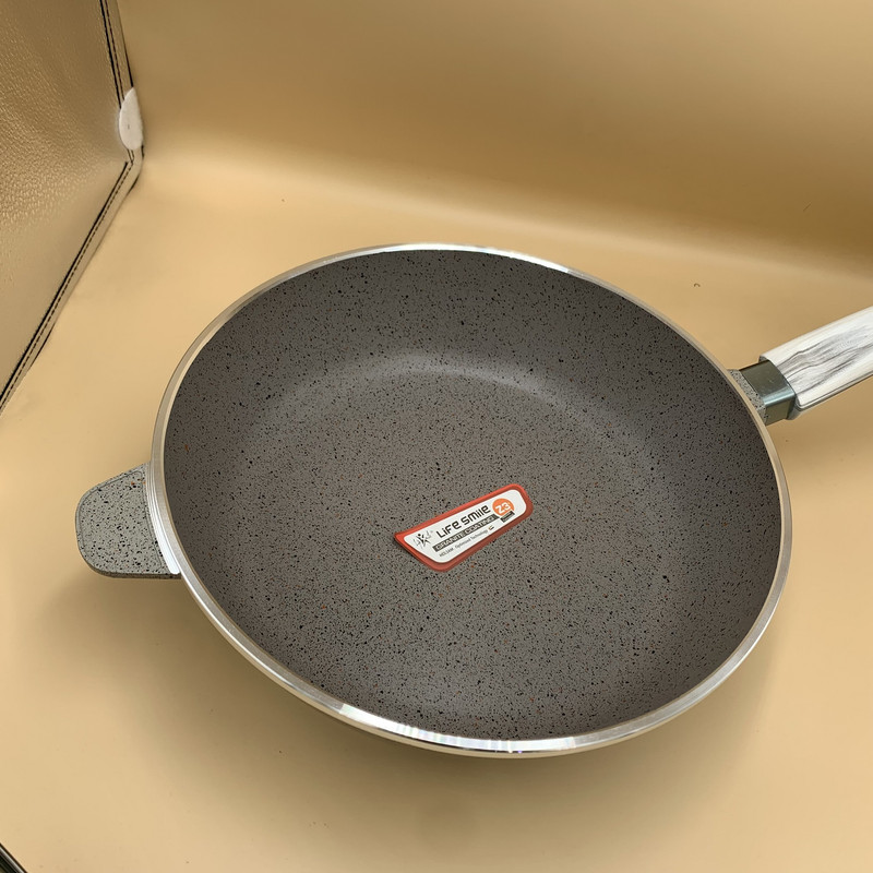 تابه گرانیت لایف اسمایل مدل ّFLCM-3FX-28 سایز 28