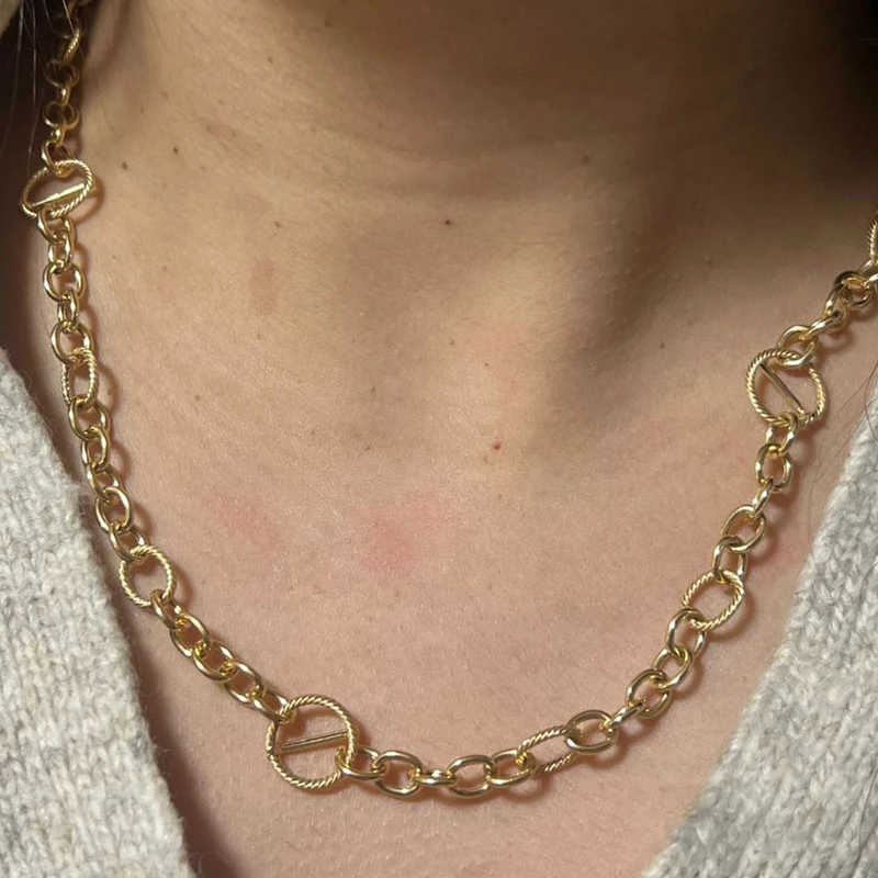 عکس شماره 4 : گردنبند طلا کم اجرت 18 عیار زنانه با زنجیر کابلی ماوی گالری مدل یورمن و خط دایره