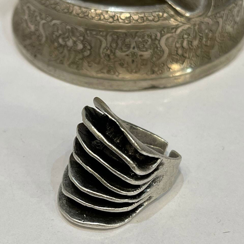 انگشتر زنانه مدل بیزمارک کد LA-12