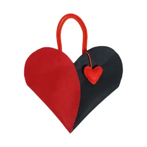 ساک هدیه مدل قلب کد 02