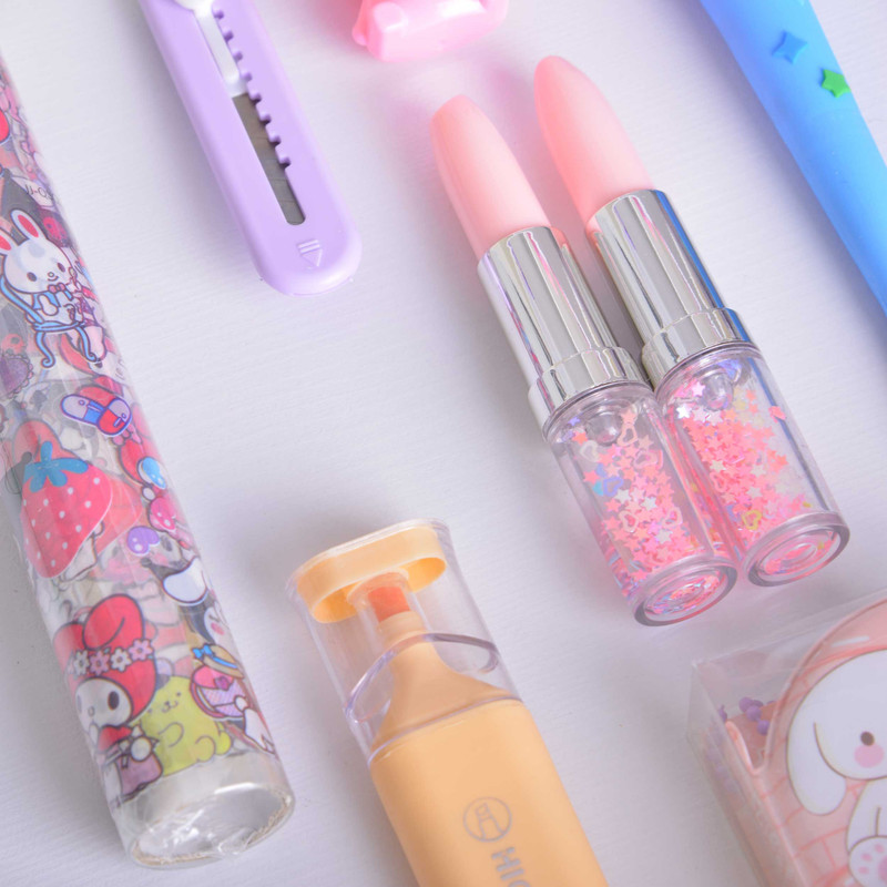 بسته لوازم تحریر مدل کرومی و گروه سانریو مجموعه 16 عددی