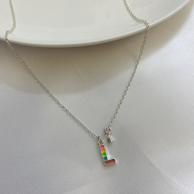 گردنبند دخترانه مدل حروف حرف L گردنبند دخترانه مدل حروف حرف L