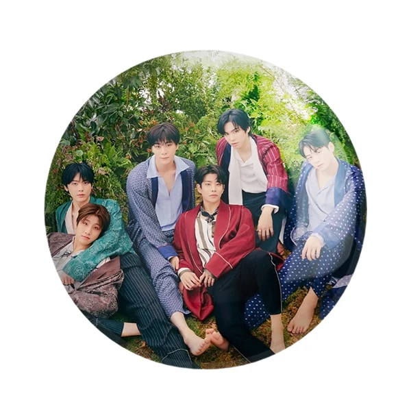 مگنت خندالو طرح گروه گات سون GOT7 کد 11645