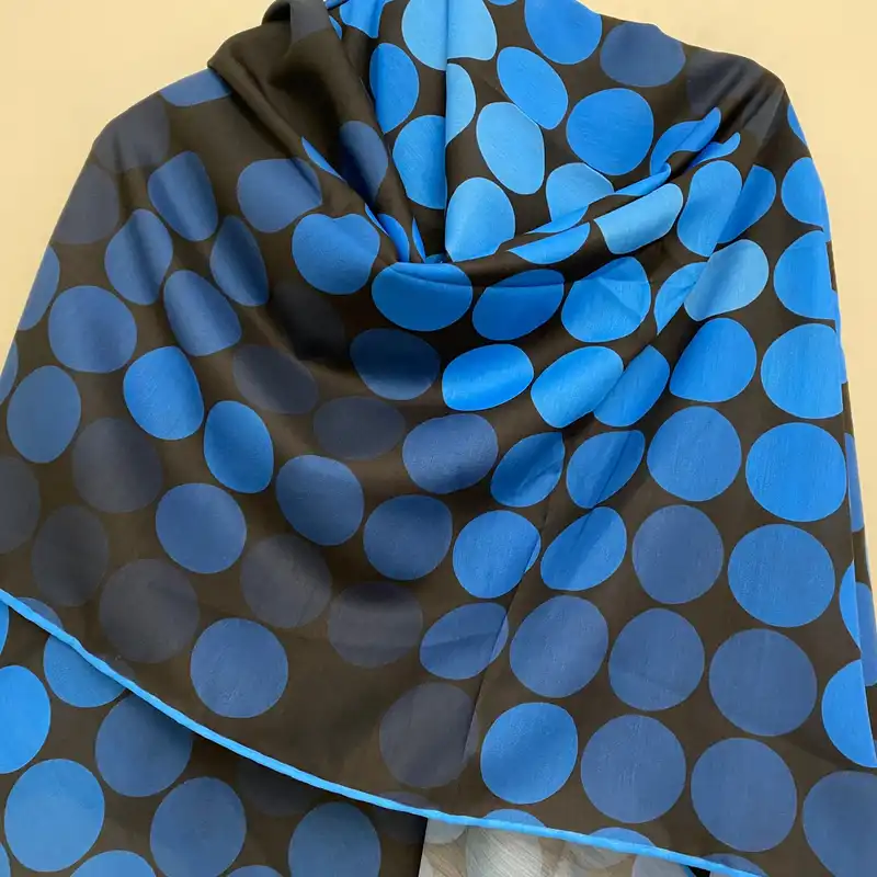 روسری زنانه مدل نخی چهارفصل قواره بزرگ کد 1489