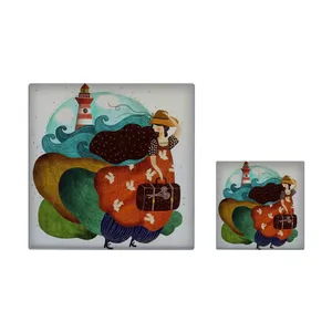  کاشی کارنیلا طرح دختر مسافر و فانوس دریایی مدل لوحی آویز کد kla55 مجموعه 2 عددی