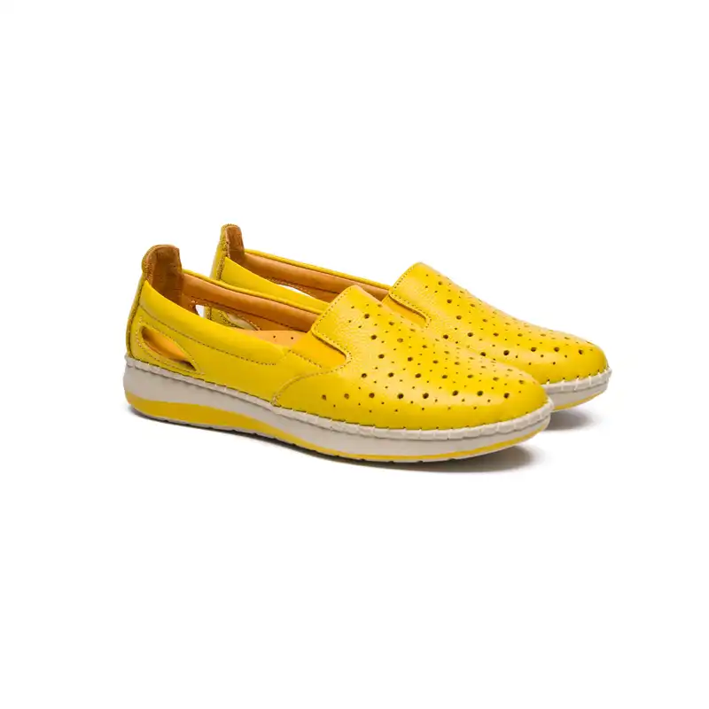 کفش طبی زنانه مدل مدل آنیس تابستانی تمام چرم رنگ زرد