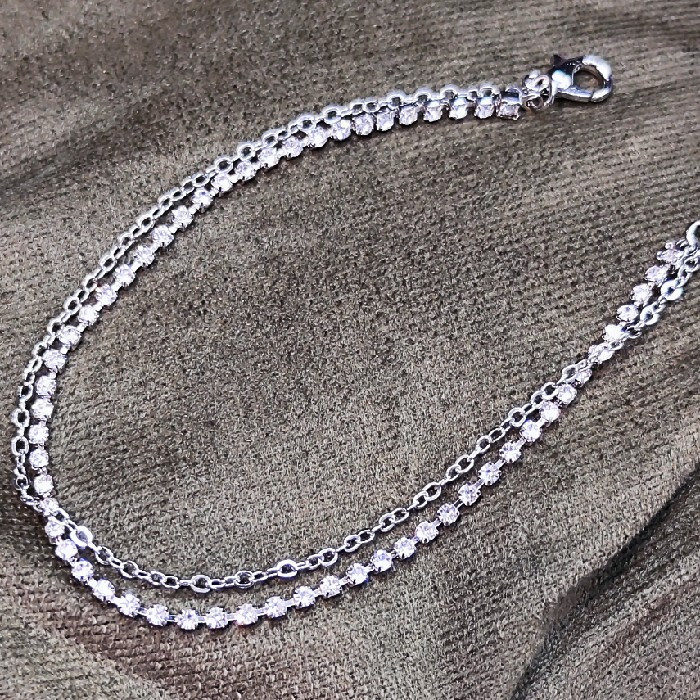 پابند زنانه مدل نگین دار کد ۶۴۰۰ پابند زنانه مدل نگین دار کد ۶۴۰۰