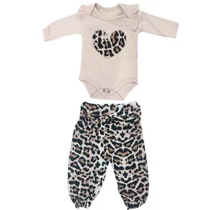 ست بادی آستین بلند و شلوار نوزادی مدل heart