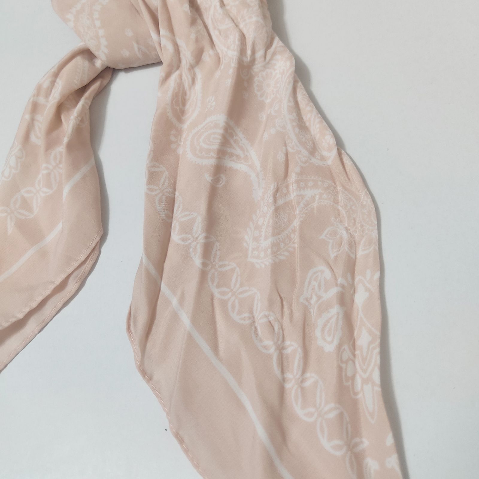 دستمال سر و گردن زنانه آی ام مدل بته جقه - - 4