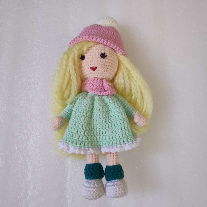 عروسک بافتنی مدل دختر لودمیلا  کد 60273  