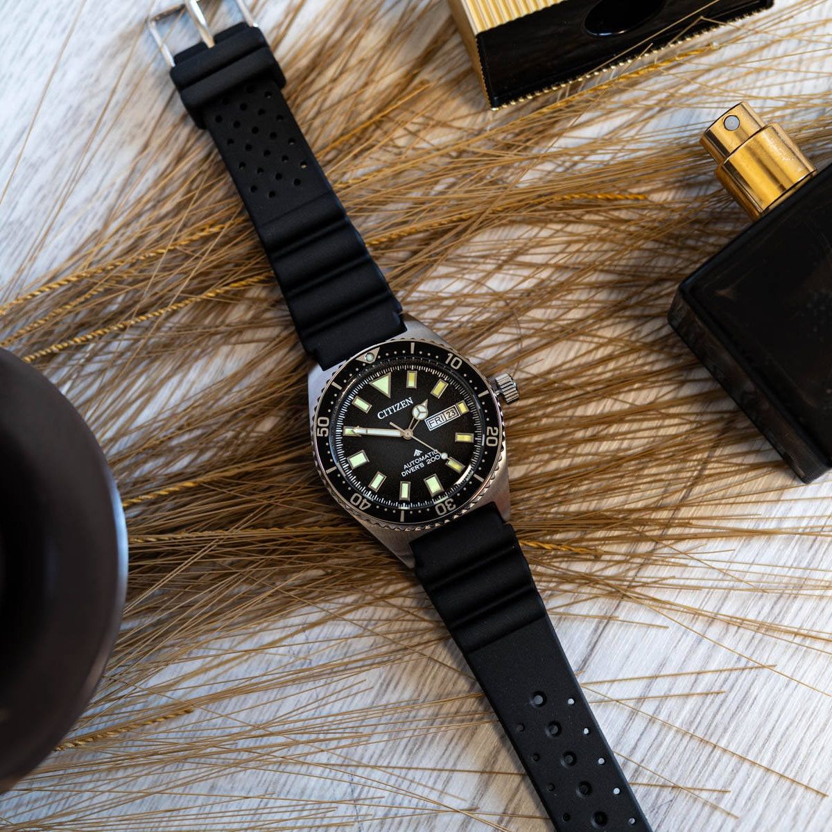 ساعت مچی عقربهای مردانه سیتی زن مدل NY0120-01E -  - 12