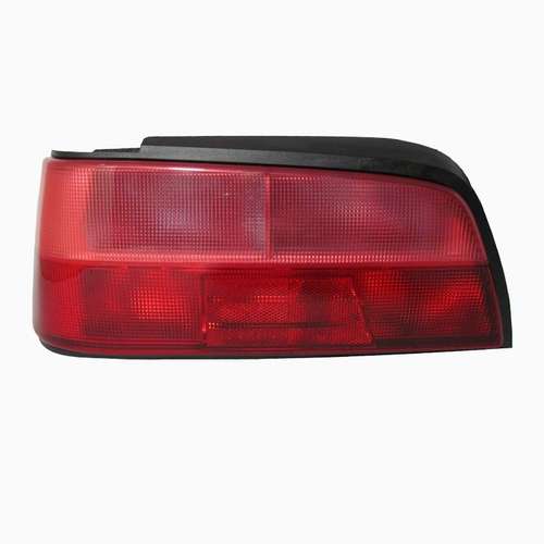 چراغ خطر عقب چپ خودرو کروز +
 مدل YM110 مناسب برای پژو پارس