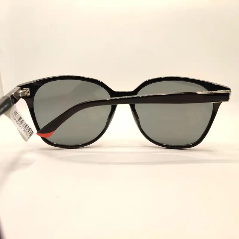 عینک آفتابی ویکتوریو اند لوچینو مدل Vl16300