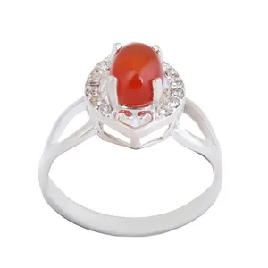 انگشتر نقره زنانه  بازرگانی میلادی مدل عقیق سرخ رکاب مدرن نگین برلیان کد AW_615