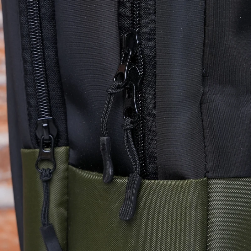 عکس شماره 2 : کوله پشتی مدل k101 مناسب برای لپ تاپ 15 تا 17.3 اینچ