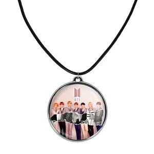 گردنبند خندالو مدل گروه بی تی اس BTS کد 28562859