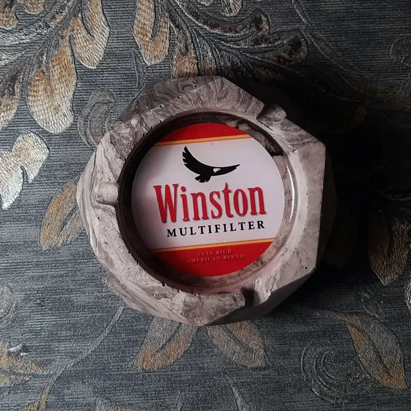 زیرسیگاری مدل اپوکسی طرح Winston