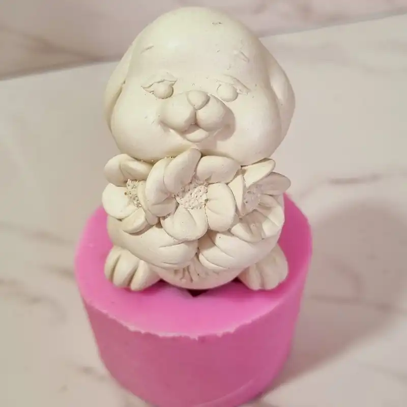 قالب شمع مدل سیلیکونی خرگوش گل به دست
