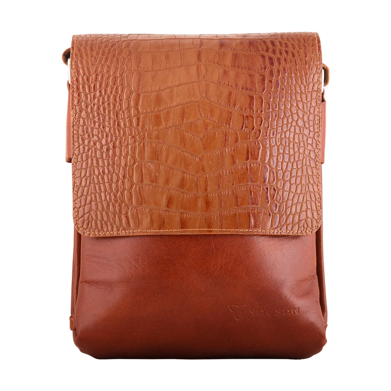 کیف رودوشی مردانه چرم یلسان مدل رادمان کد 044-GC-02 دارای 5 محفظه