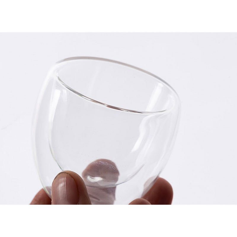 لیوان مدل دوجداره