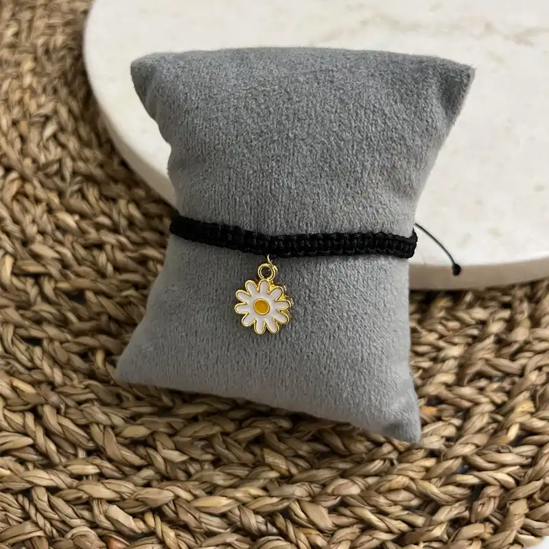 دستبند زنانه مدل گل بابونه