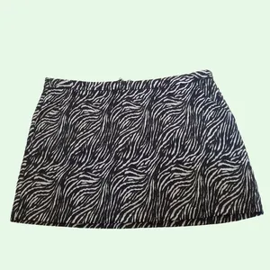 دامن زنانه نکست مدل htgd75