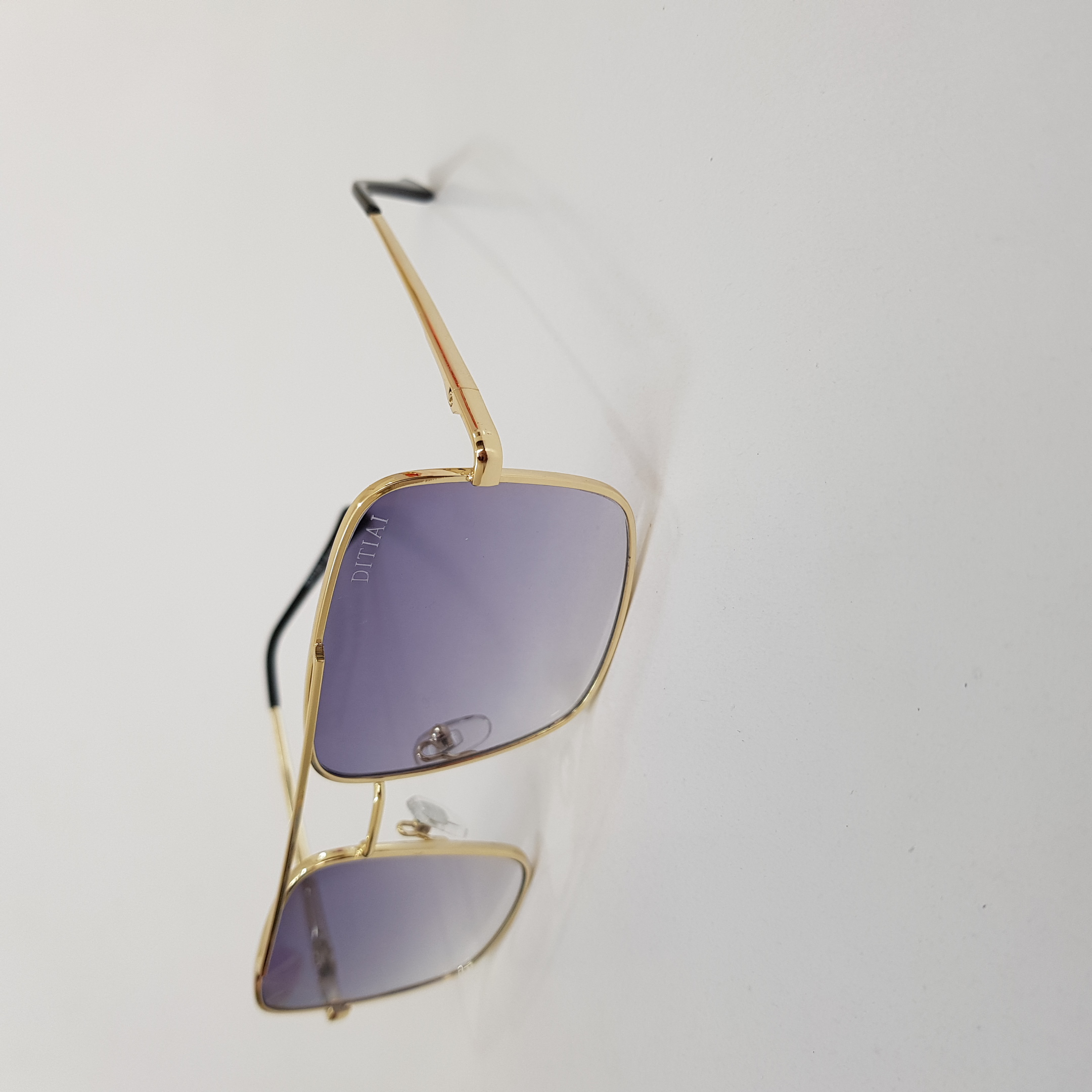 عینک آفتابی دیتیای مدل 05b