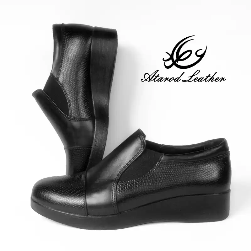 کفش طبی زنانه چرم عطارد مدل  چرم طبیعی کد SH82