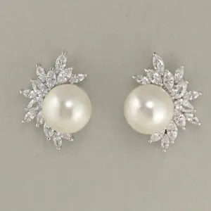 گوشواره طلا 18 عیار زنانه قیراط طرح مروارید کد GH698