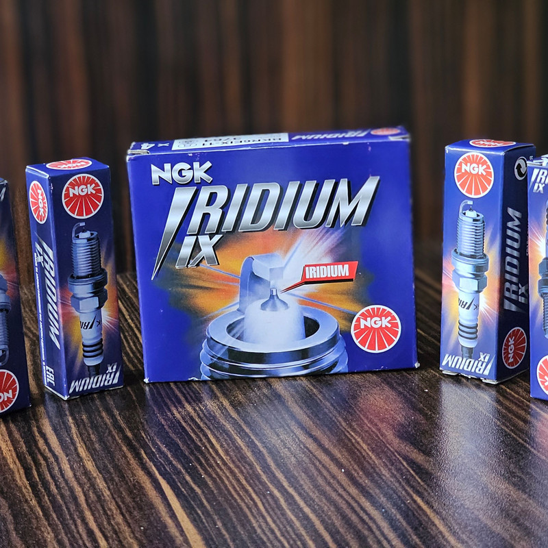 شمع خودرو ان جی کی مدل ایریدیوم BKR6EIX-11  IX - بسته 4 عددی