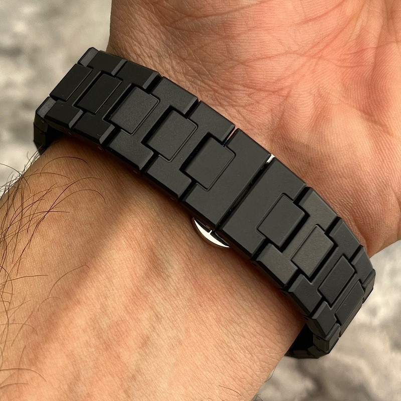 ساعت مچی عقربه‌ای کوارتز مدل نایت گوست کد E21