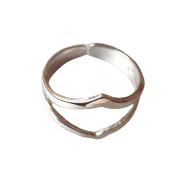 انگشتر زنانه مدل مثلثی فلش