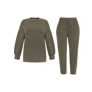 ست بلوز و شلوار زنانه بنیس مدل سمیرا رنگ سبز