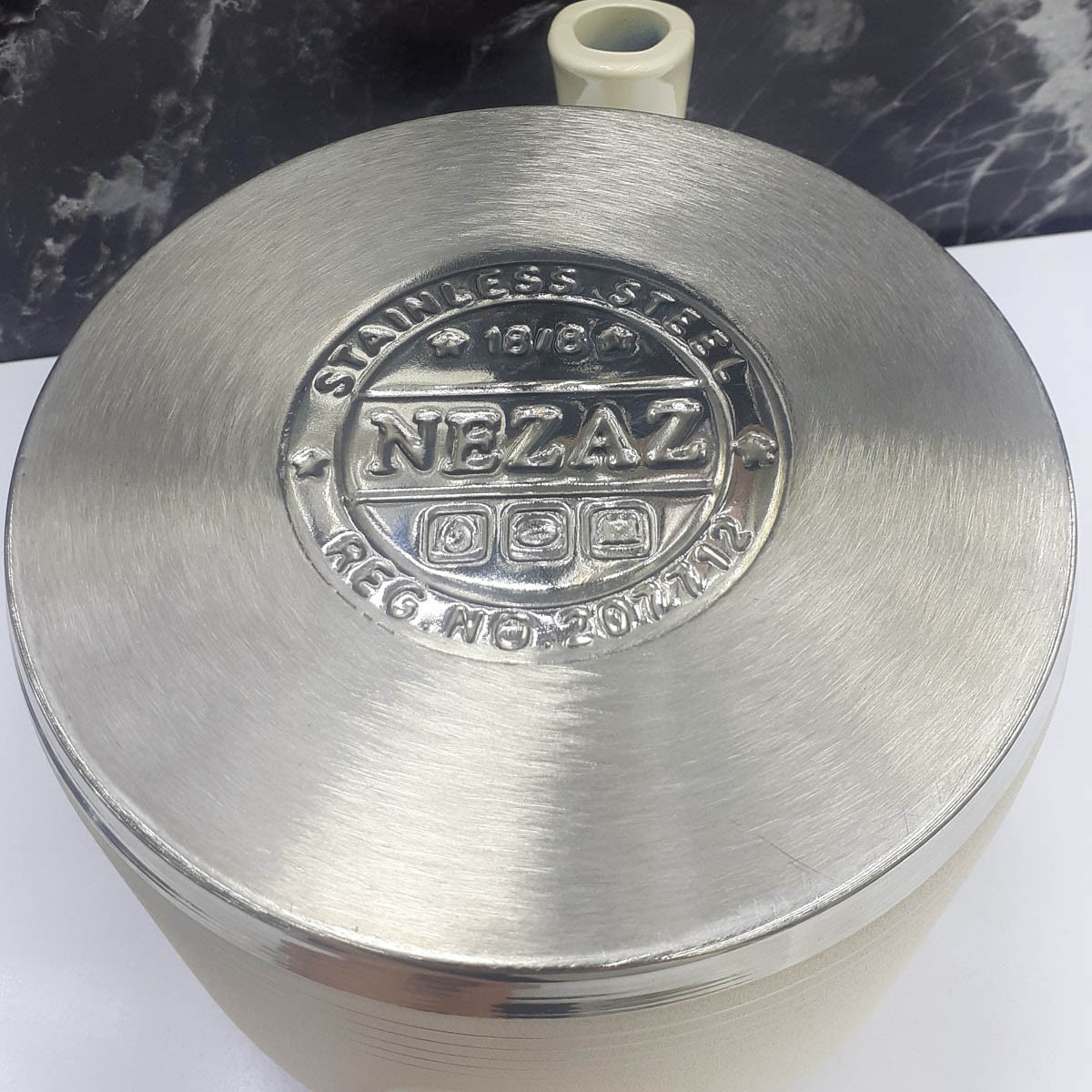 ست کتری و قوری نزاز مدل لوله دار طرح رنگی
