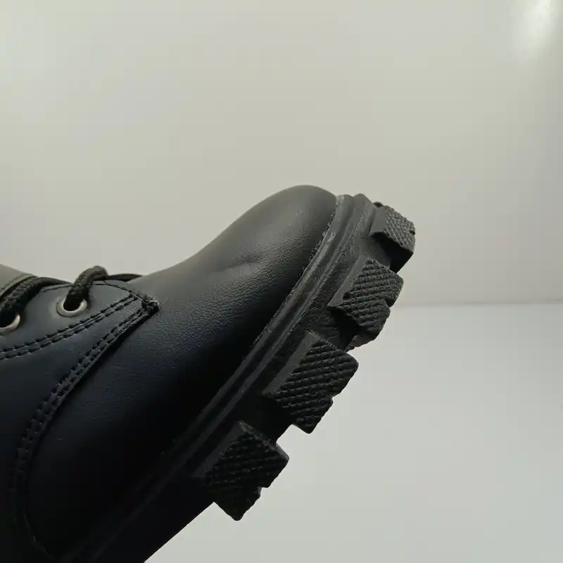 بوت دخترانه کد 196