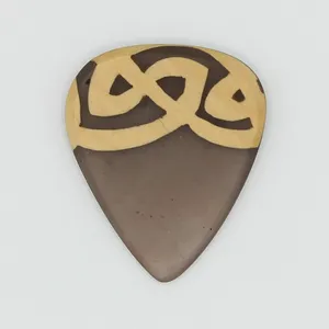 پیک گیتار مدل FM173